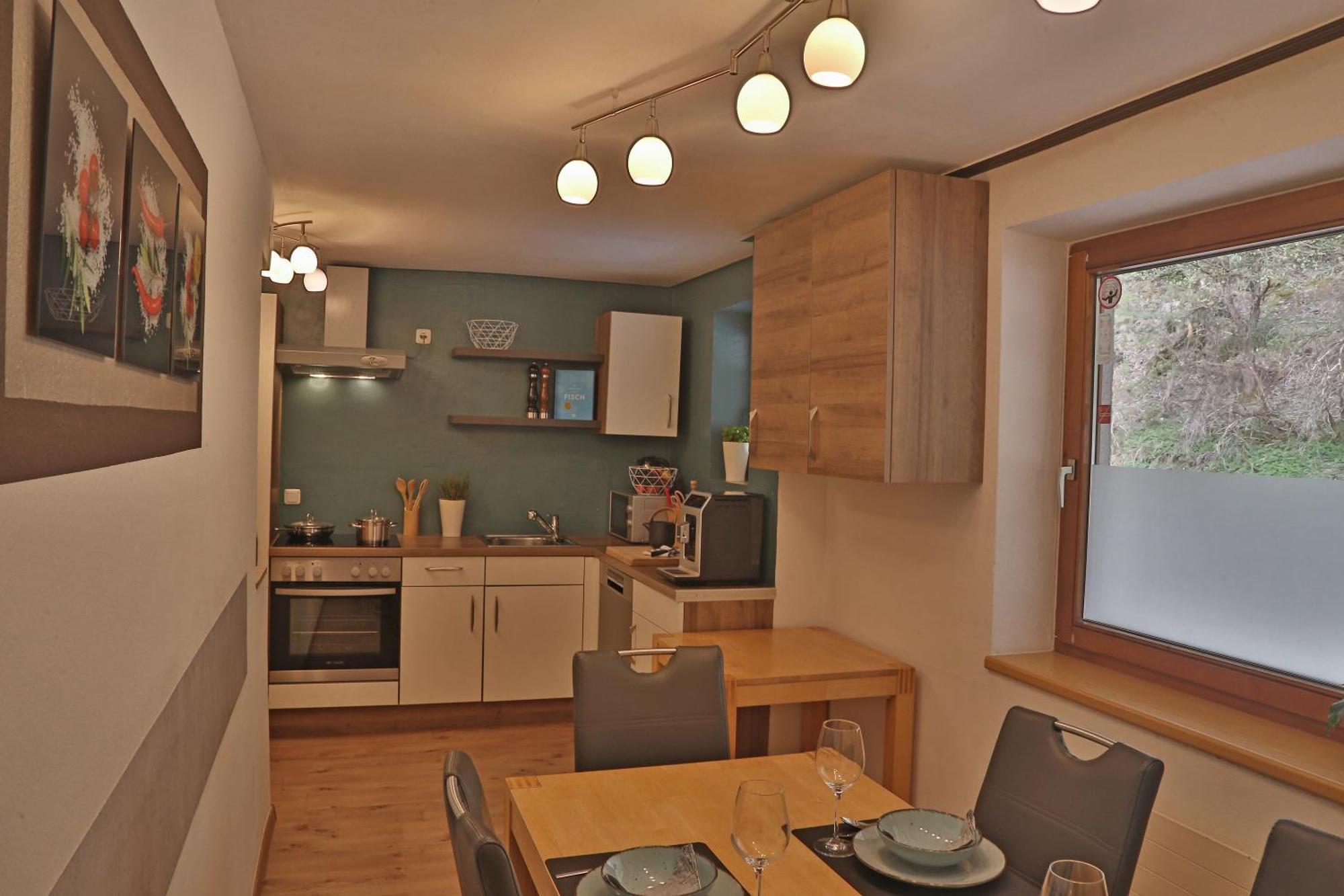 Apartment Alpenwelt ノイシュティフト・イム・シュトゥーバイタール エクステリア 写真